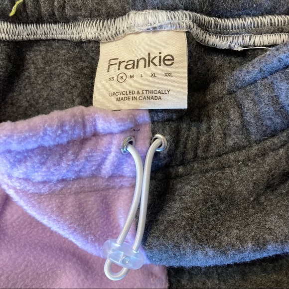 North Face Patchwork Rework Fleece Highwaisted Sweatpants - Picture 4 of 4